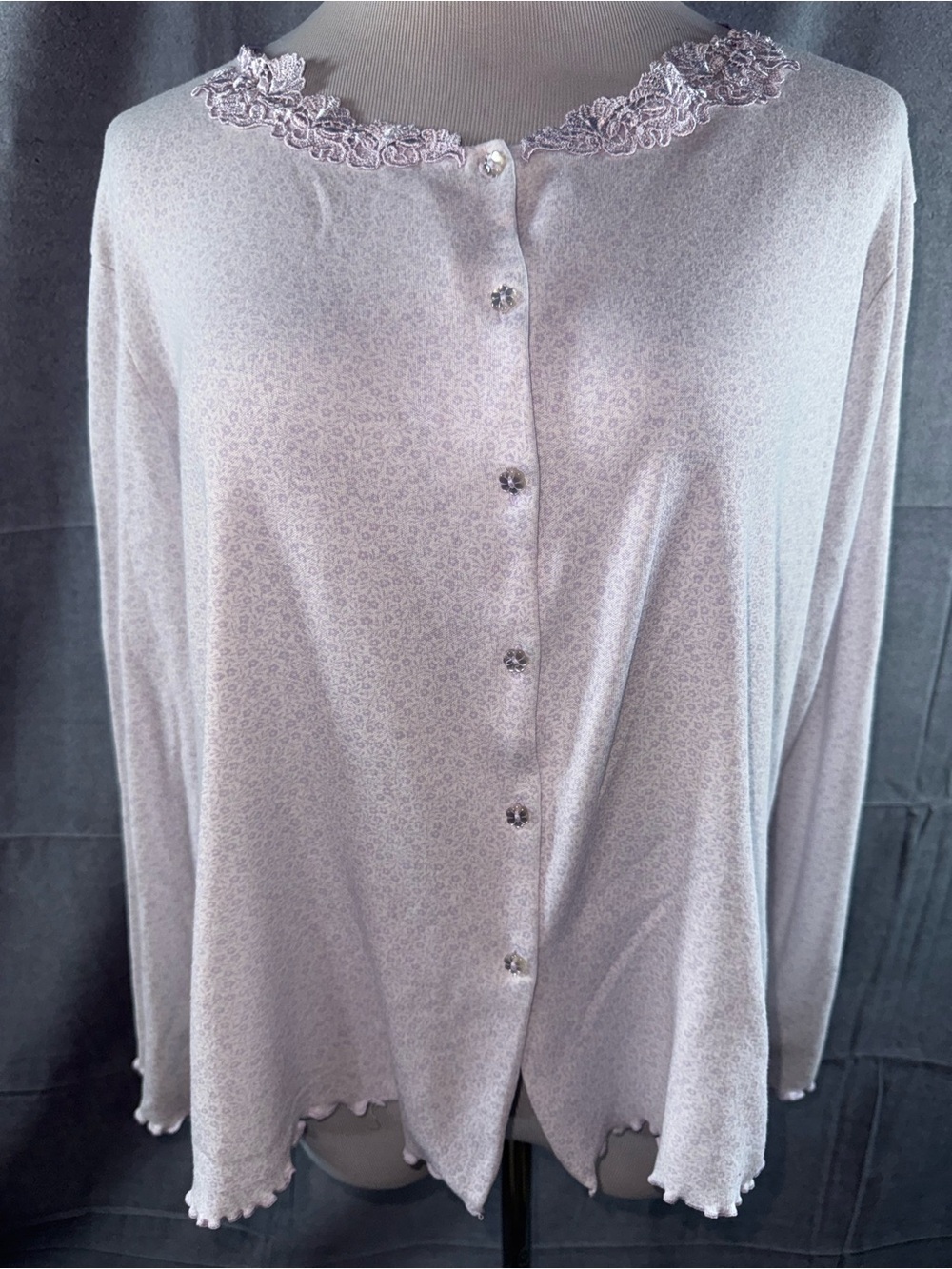 2932-Secret Treasures Lavender Lace-Trim Button Front Long Sleeve Top